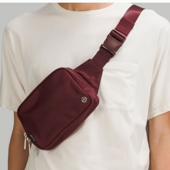 Lululemon Everywhere Belt Bag Large 2L In Red Merlot Burgundy Color New With Tag - Picture 6 of 17